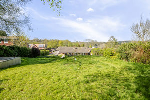 Photo 16- click for photo gallery